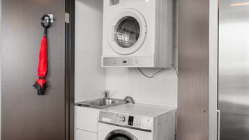 Apartment | Bathroom