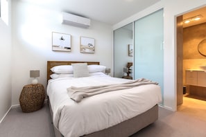 公寓 | 2 多间卧室、熨斗/熨衣板、床单