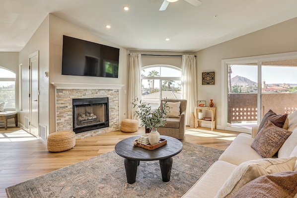 TV, fireplace - Walkable Scottsdale Oasis w/ Pool Near Old Town (Scottsdale)