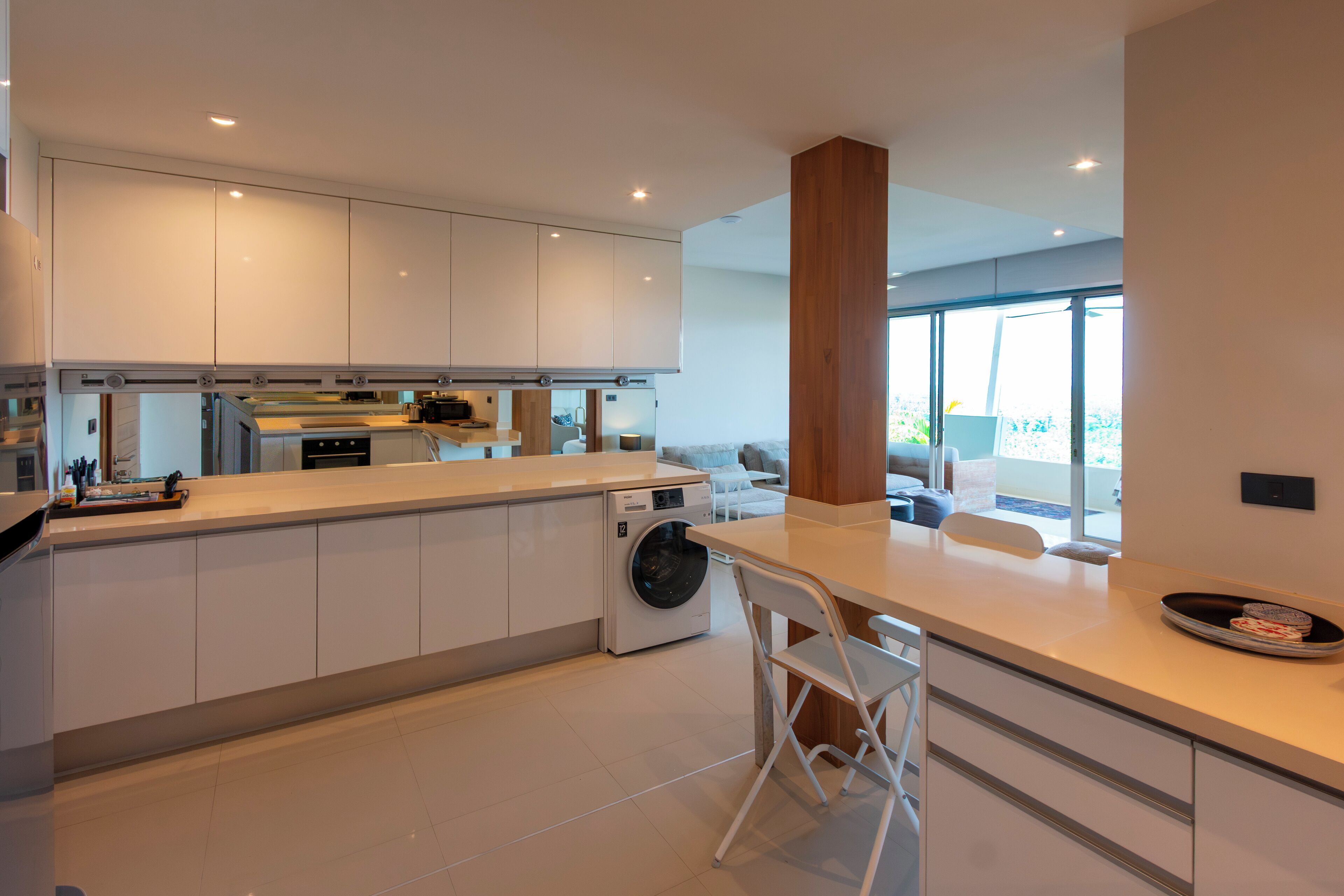 Íbúð - verönd | Einkaeldhús