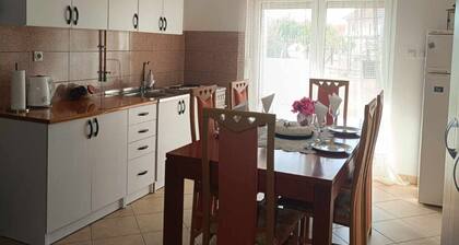 Apartmani Tea i Toni - Apartment Toni