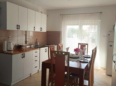 Apartmani Tea i Toni - Apartment Toni