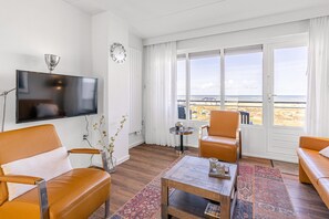 Apartment | Living room - 4 Person Apartment With sea View (De Koog)