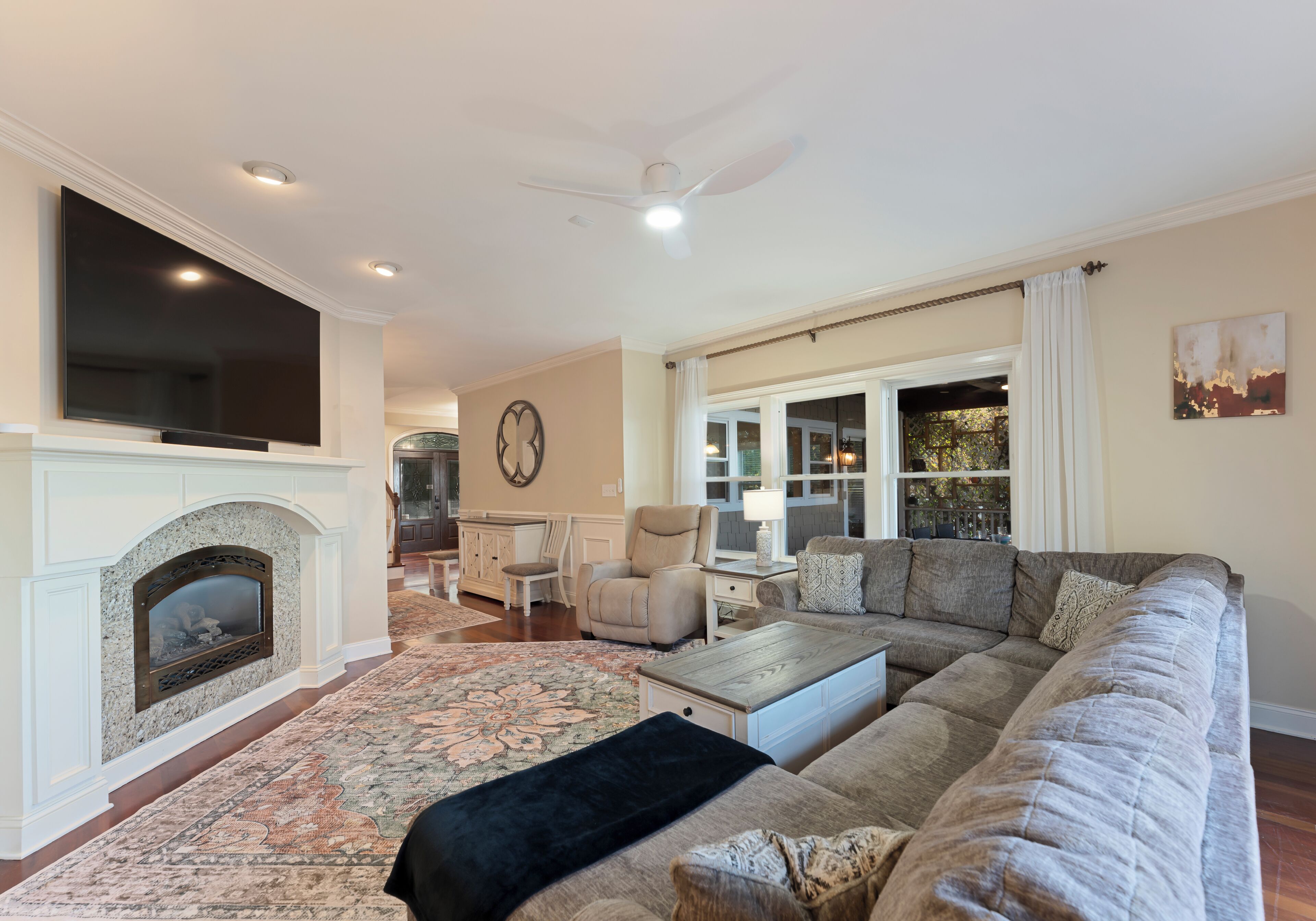 6bdr Lake Norman Retreat W/ Pool, Hot Tub & Private Dock | Lake Life Cove - Mooresville, NC