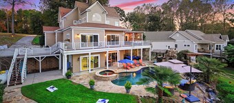6BDR Lake Norman Retreat w/ Pool, Hot Tub & Private Dock | Lake Life Cove