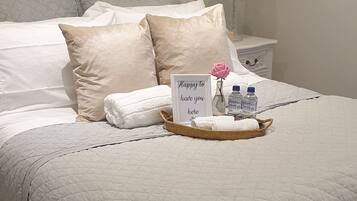 3 quartos, ferros/tábuas de passar roupa, Wi-Fi, roupa de cama