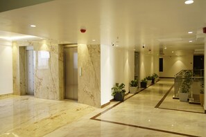 Iron/ironing board, free WiFi