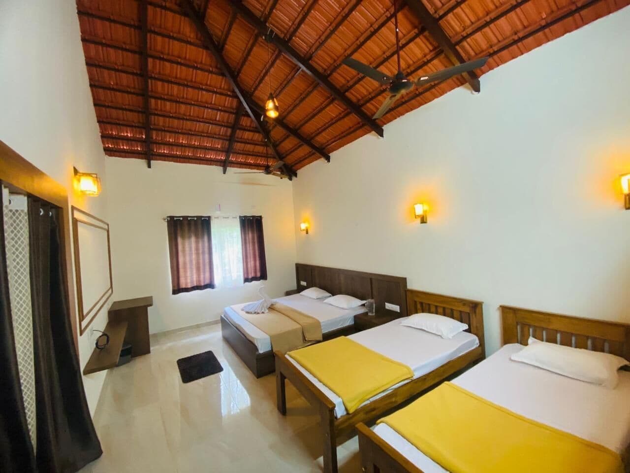 Familienzimmer, Gartenblick | Schreibtisch, kostenloses WLAN