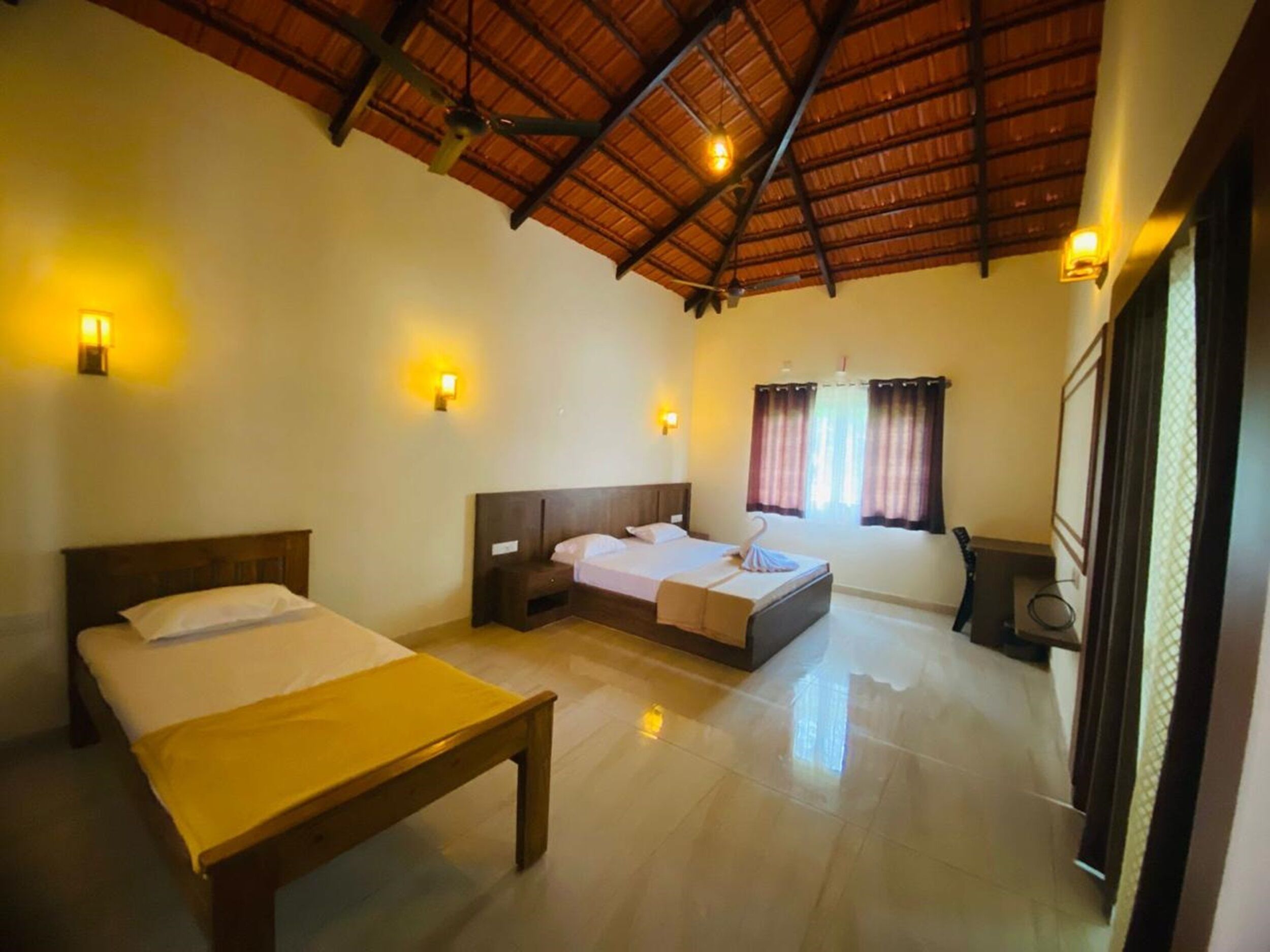 Honeymoon Room, Garden View | Desk, free WiFi