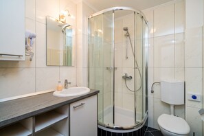 Bathroom - Villa Samba - Two-bedroom Apartment With Terrace and Sea View - A4+1 (Zupa dubrovacka)