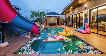 Sky Blue Private Pool Villa, Near Cham Am Beach