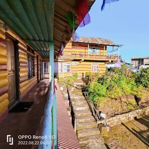 Front of property - Paradise Homestay (Kalimpong)