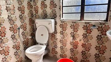 Classic Double Room, Balcony, Hill View | Bathroom | Shower, free toiletries, slippers, towels