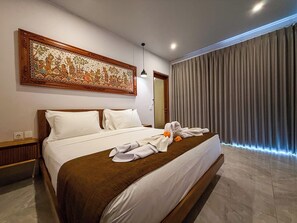 In-room safe, free WiFi