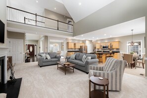 Smart-TV, peis og kontorer