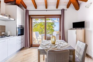 Interior - Air-conditioned penthouse with terrace and parking (Badesi)