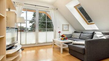 Smart-TV, DVD-Player, Stereoanlage