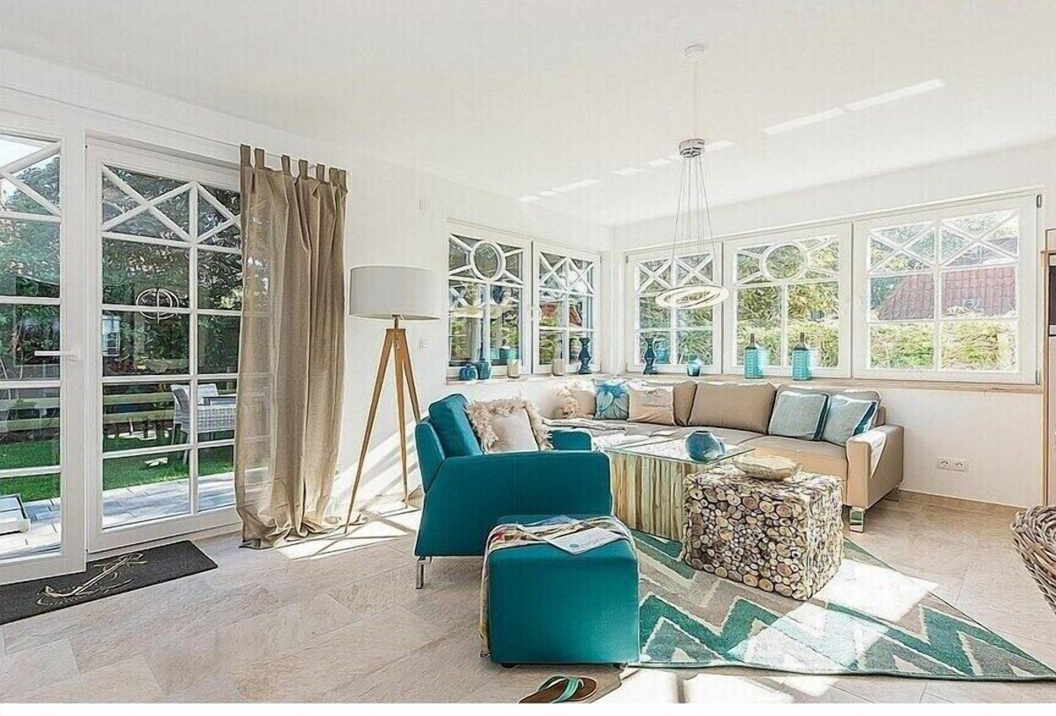 Smart-TV, Kamin, Stereoanlage