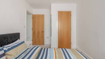 アイロン / アイロン台、インターネット、ベッドシーツ