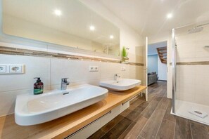 Dusche, Haartrockner