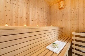 Sauna - Holiday home in Zingst with swimming pool (Zingst)