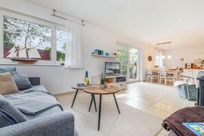 Fireplace - One-bedroom apartment (Ostseebad Zingst a Darß)