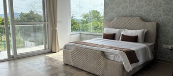 A 5 bed room Farm Villa Pool at Kanakapura