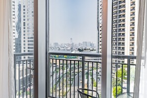 Interior - Partial Creek Harbour Views, Close to the Creek Harbour Marine Station (Dubai)