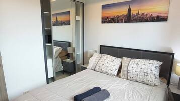 Apartment, 1 Bedroom, Accessible, Smoking | 1 bedroom