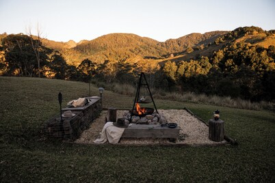Mountain Dome combines luxury and comfort with sweeping views of the hinterlands