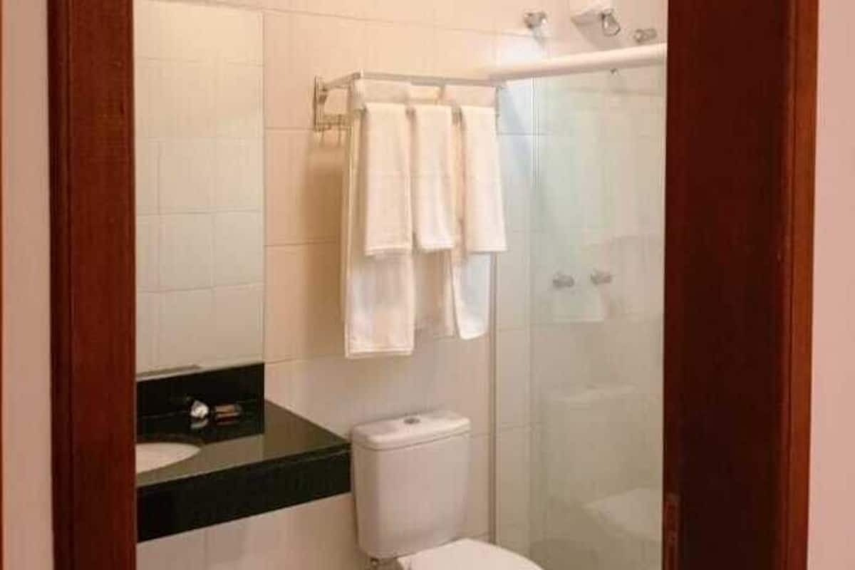 صابون، شامبو، ورق حمّام