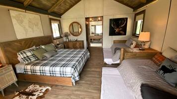 1 bedroom, WiFi, bed sheets