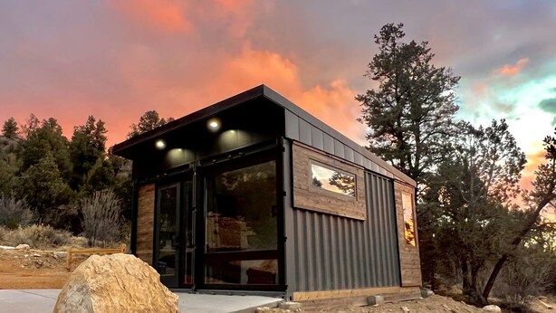 Exterior - Unique Tiny House with Tennis Court in Orderville, Utah (Orderville)