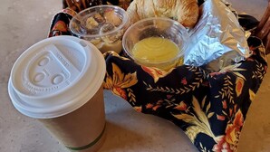 Desayuno (con cargo) 