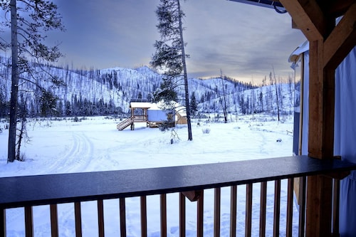 Wonderful Yurt with Sauna and Incredible Mountain Views in Boise, Idaho
