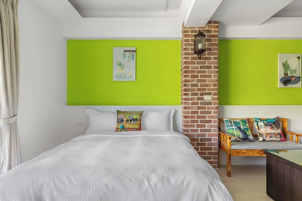 Deluxe vierpersoonskamer | Gratis wifi, beddengoed