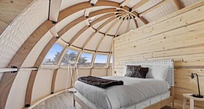 Beautiful Pet Friendly Pod with Stunning Countryside Views in Fredericksburg, Texas