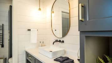 Hair dryer, towels, soap, shampoo