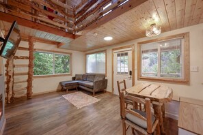 Living area - Stunning Wooden Cabin with Fireplace in Glendale, Utah (Glendale)