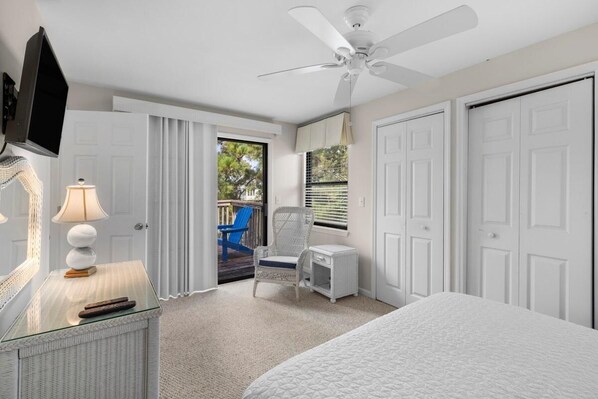 3 bedrooms, internet, bed sheets