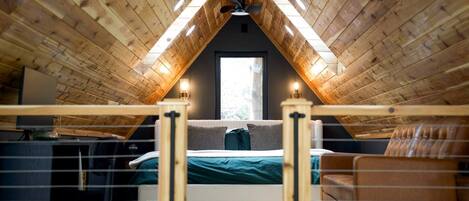 2 Schlafzimmer, Schreibtisch, Bügeleisen/Bügelbrett, WLAN