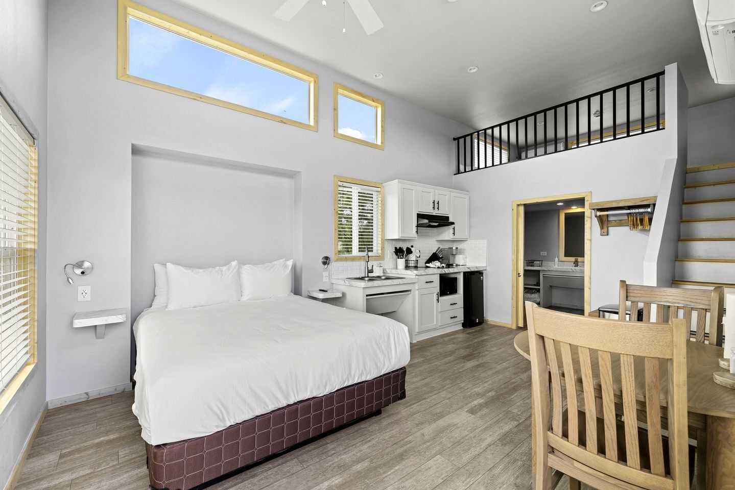 1 habitación, escritorio, wifi y ropa de cama 