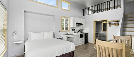 1 habitación, escritorio, wifi y ropa de cama