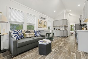 Living area - Family-Friendly Cabin with Grill and Patio in Texas (Fredericksburg)