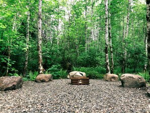 Property grounds - Romantic Safari Tent in Forks, Washington, Perfect for a Relaxing Weekend Getaway to Ruby Beach, WA (Forks)