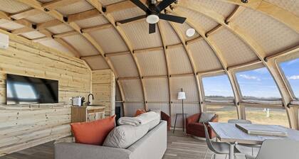 Charming Secluded Pod Close to Great Hiking Trails in Fredericksburg, Texas