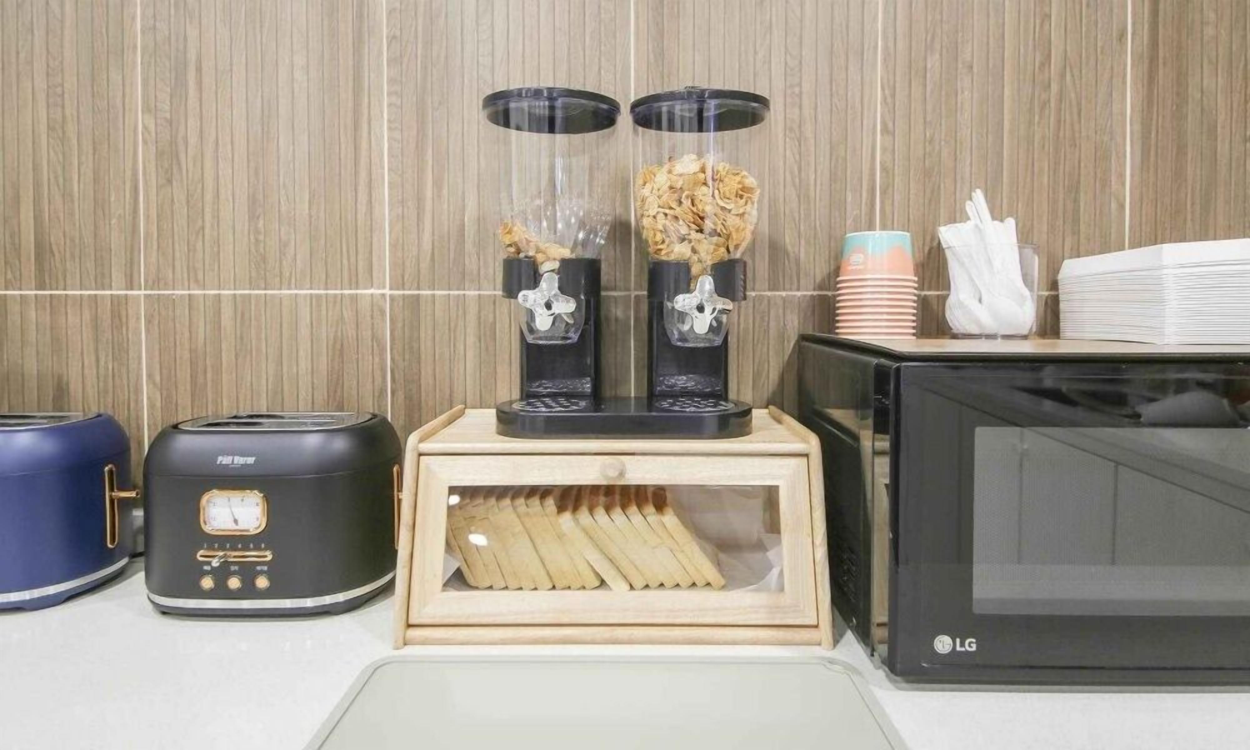 Desayuno de autoservicio incluido todos los días