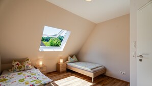 Unclassified image, 2 of 40, button - Apartment 'Kirschblüte' with Mountain View, Shared Garden and Wi-Fi (Oberkirch)