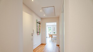 Unclassified image, 5 of 40, button - Apartment 'Kirschblüte' with Mountain View, Shared Garden and Wi-Fi (Oberkirch)