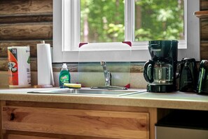 Interior - Tranquil Cabin Surrounded by Nature Perfect for Families with Hot-Tub in Sevierville, Tennessee (Gatlinburg)